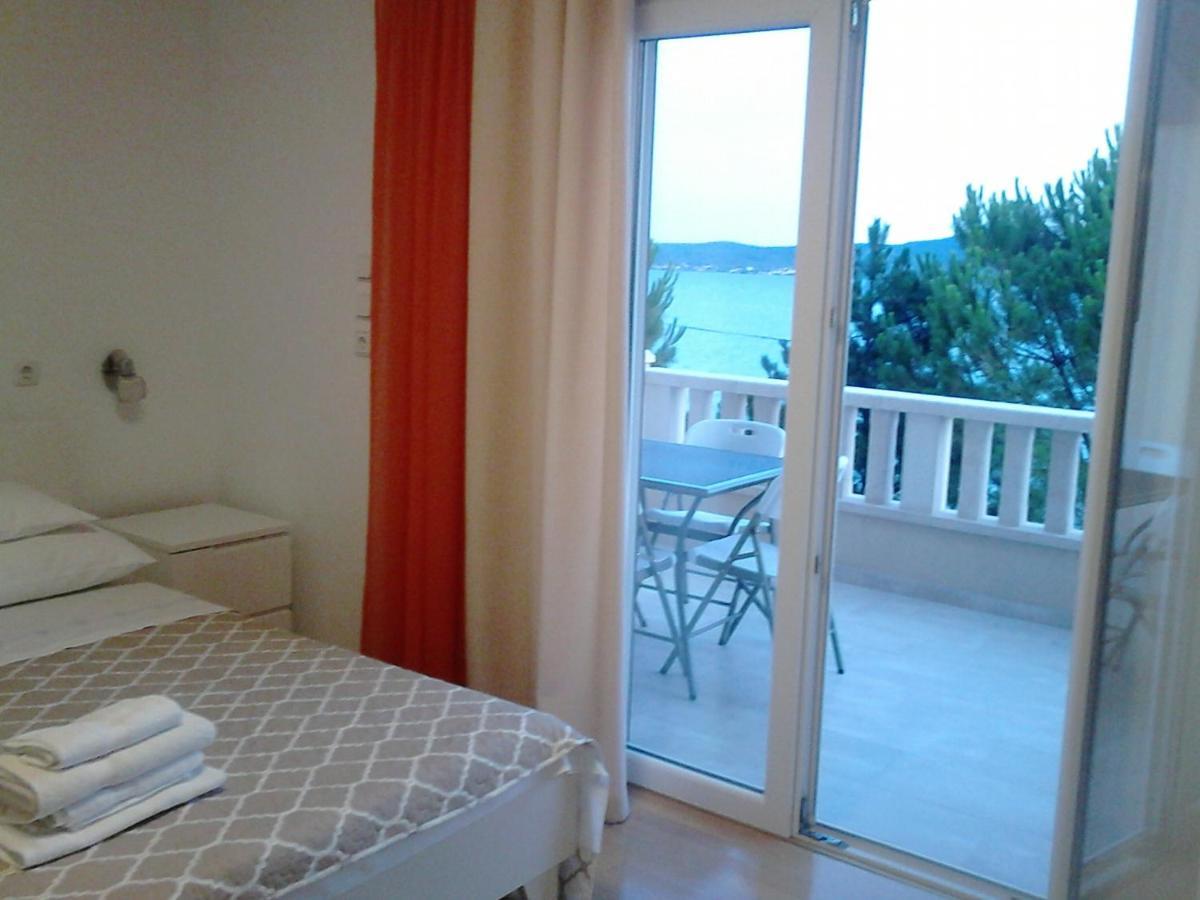 Apartmani Sruk Sukošan Buitenkant foto