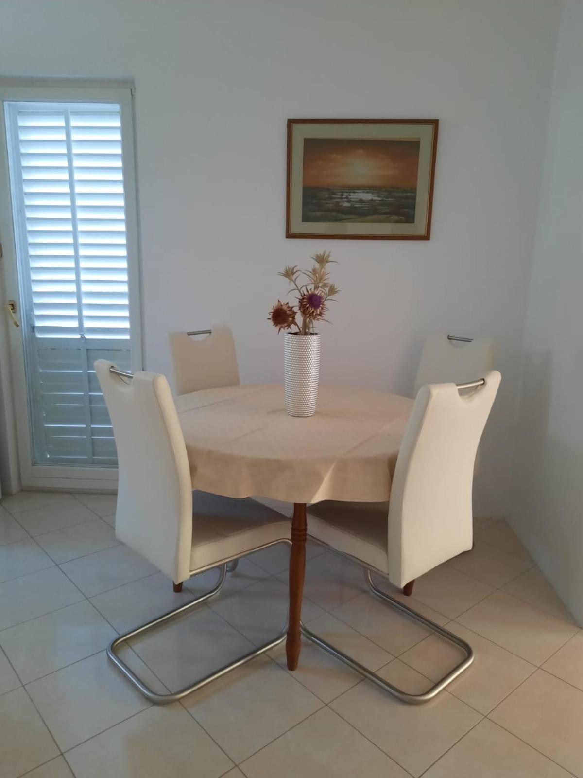 Apartmani Sruk Sukošan Buitenkant foto